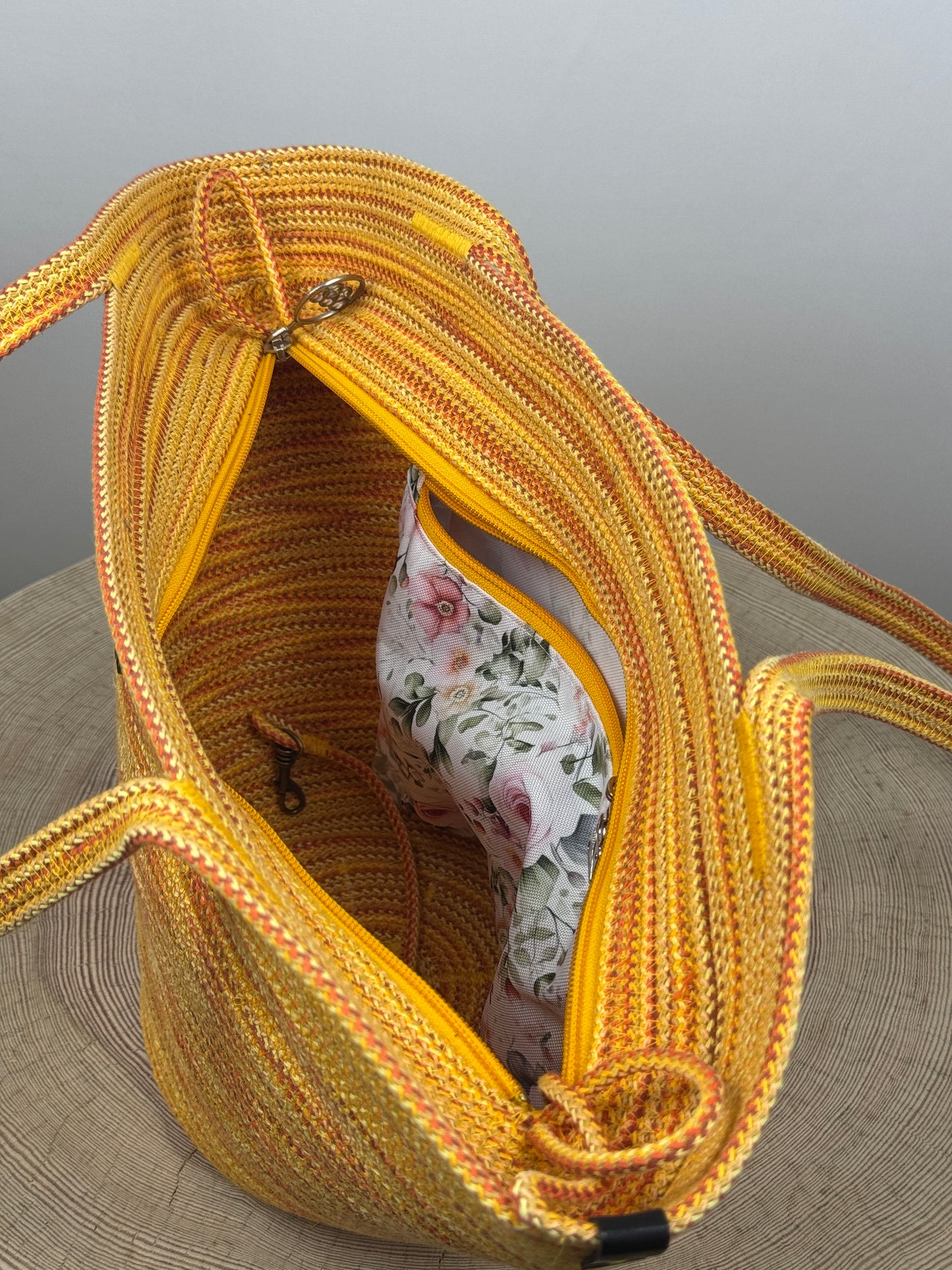 Kosz SOLO słoneczny mix zapinany na zamek